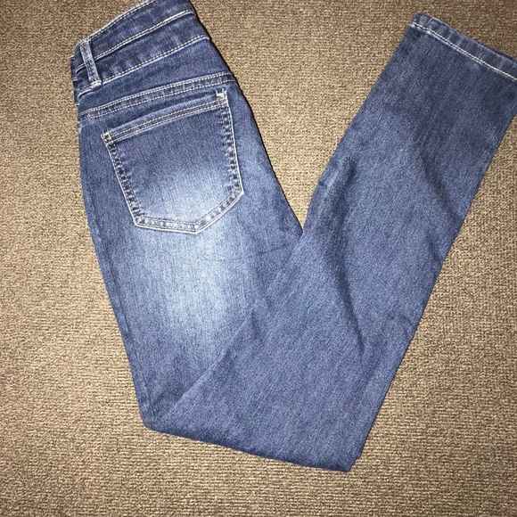 Girls 14 S.O Jeans Never Worn - Picture 2 of 2
